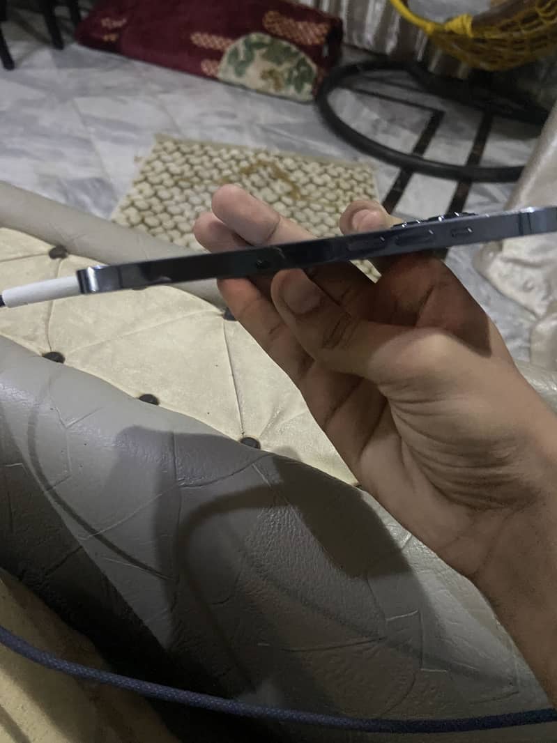 Apple iPhone 13 Pro 5