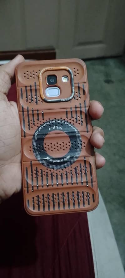 Samsung Mobile J6