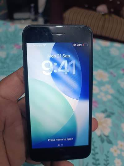 iphone se 2020 MDM NON PTA for sale