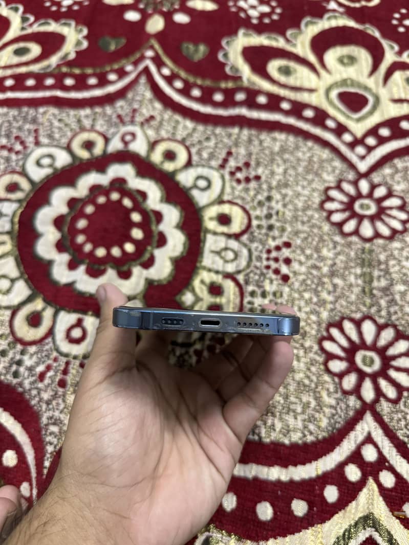 Apple iPhone 13 Pro Max 4