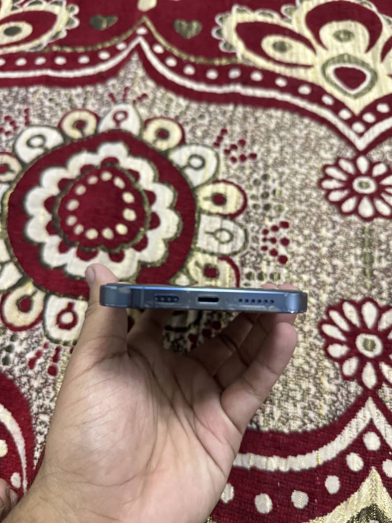 Apple iPhone 13 Pro Max 8