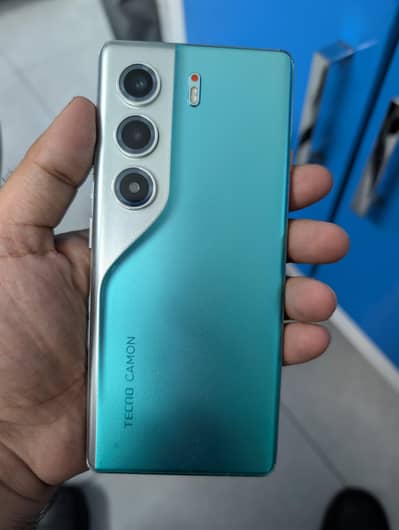Tecno CAMON 40 Pro 8/256 with box charger