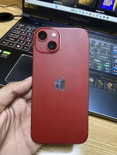 Apple iPhone 13