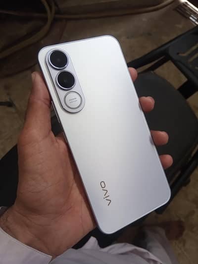 Vivo V70 FE 5G
