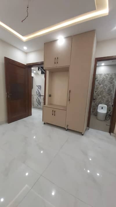 Prime Location House Of 3 Marla Available For Sale In Union Green