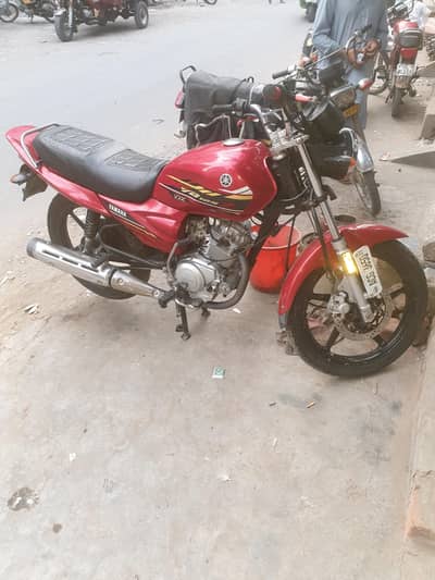 yamaha YB 125z 2021 model- excellent condition