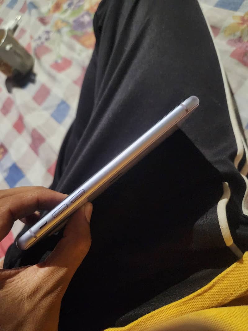iphone 11 3