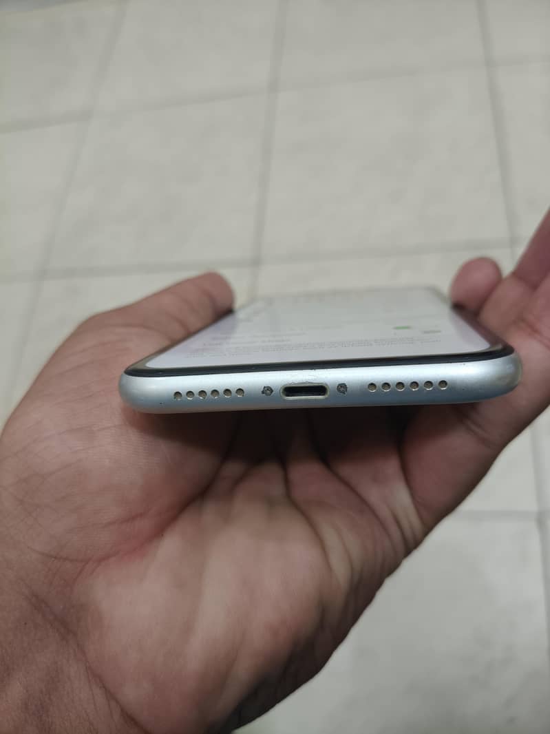 Apple iPhone 11 1