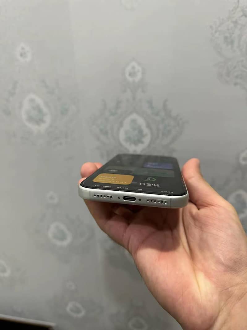 Apple iPhone 17 Pro Max 5