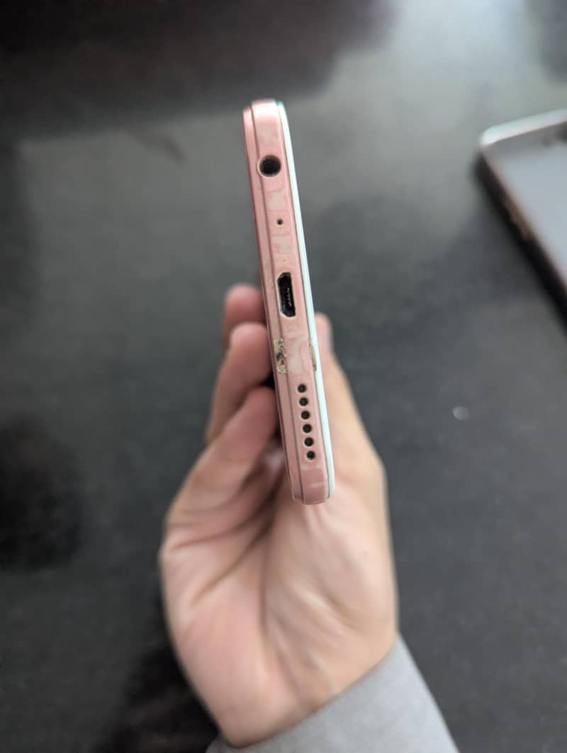 OPPO A57 1