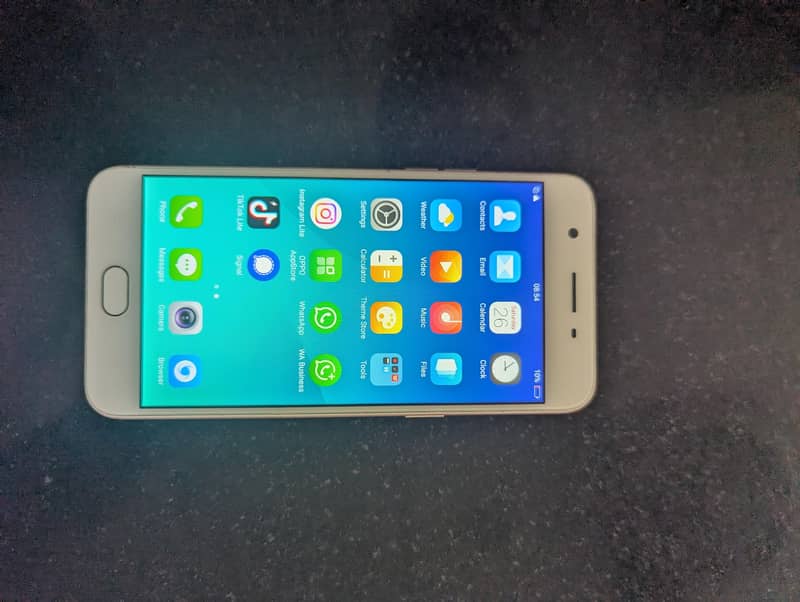 OPPO A57 5