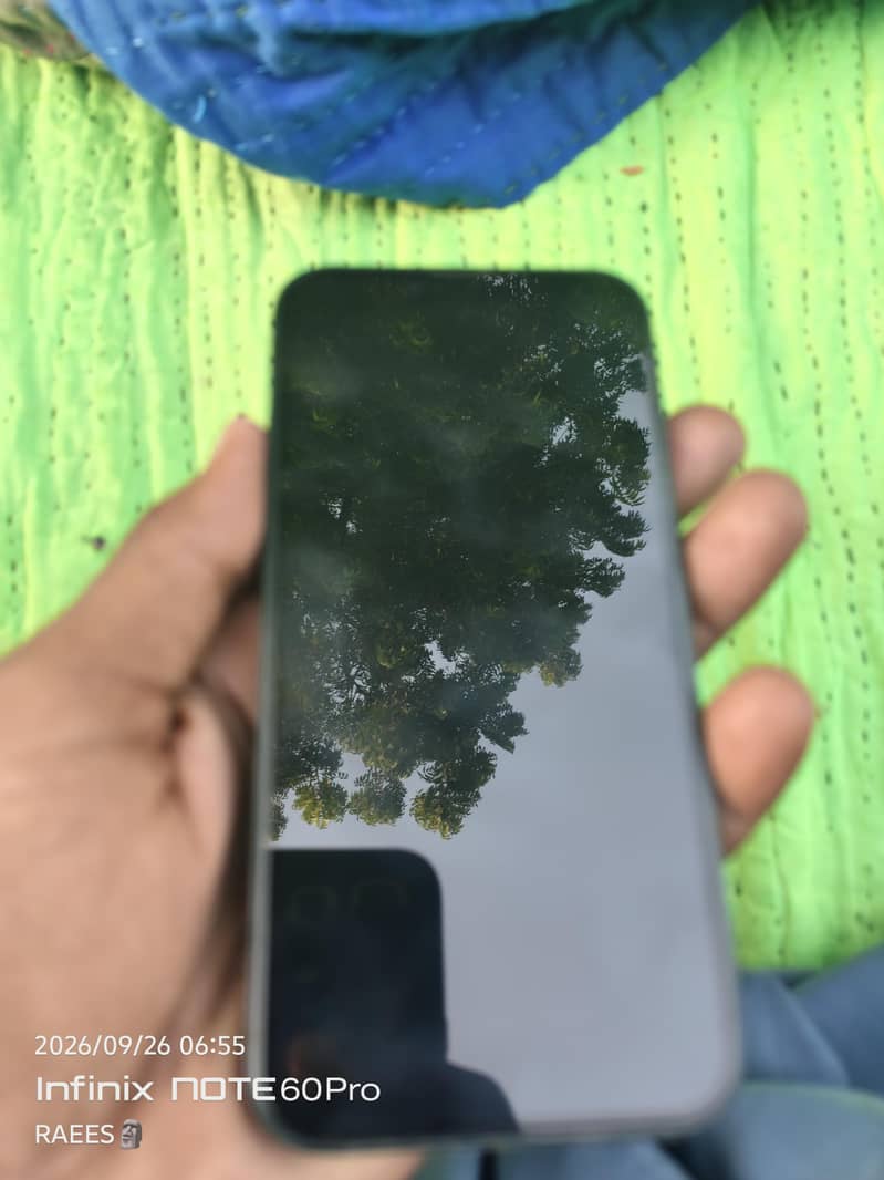 Apple iPhone 14 2