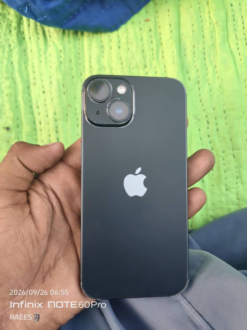 Apple iPhone 14 4