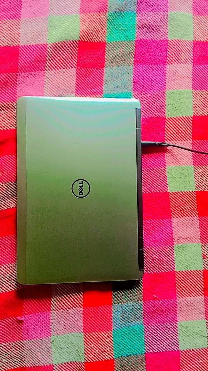Dell. 0