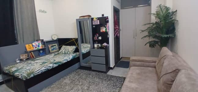 Sliding Bed for sale