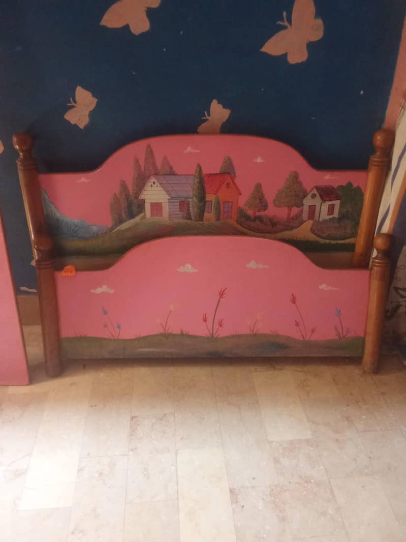 kids bed 1