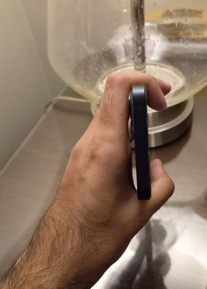 Apple iPhone 13 2