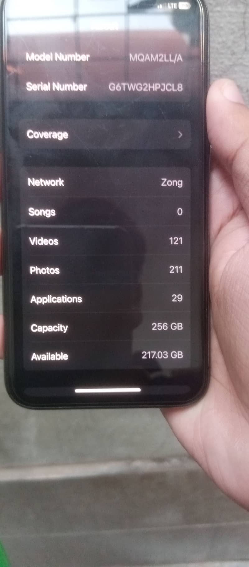 Apple iPhone X 4