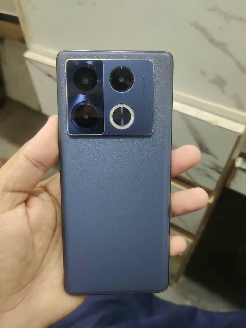 Infinix Note 40 Pro 0
