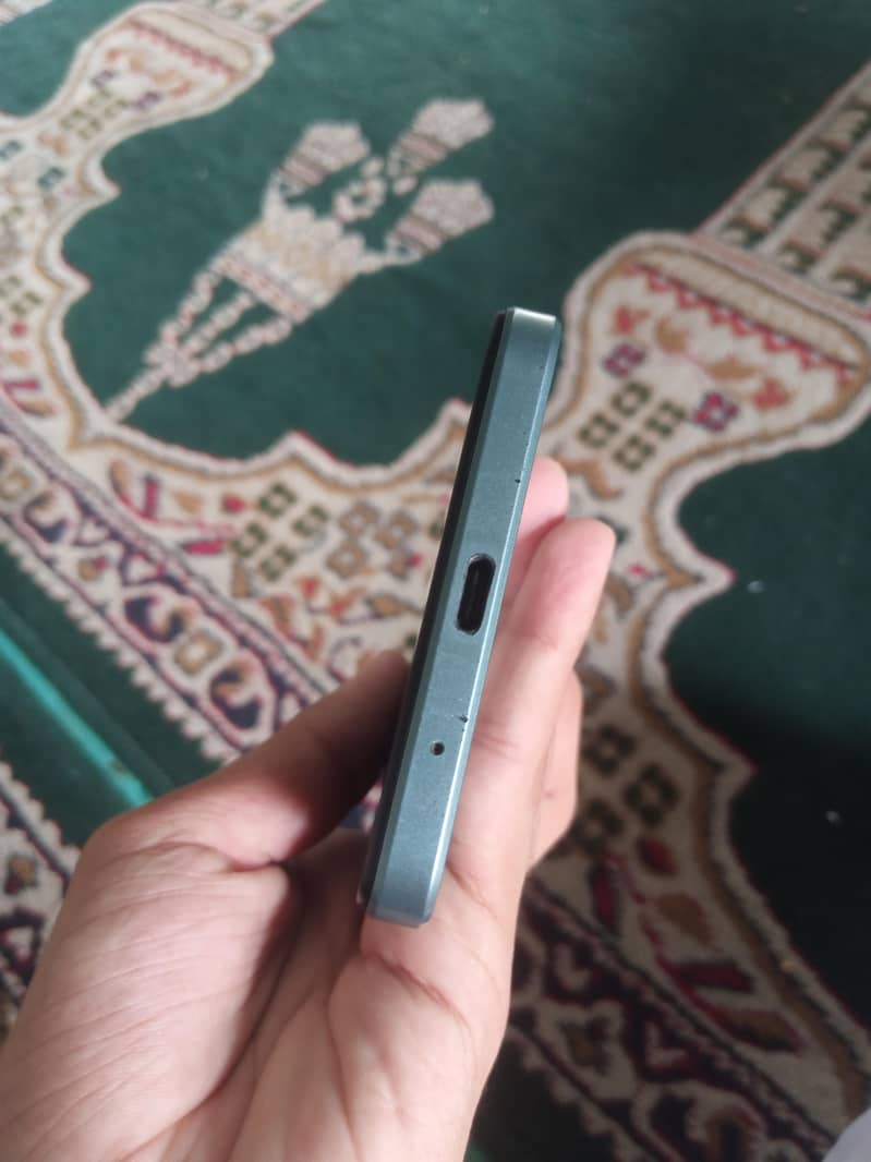 Redmi A3 4