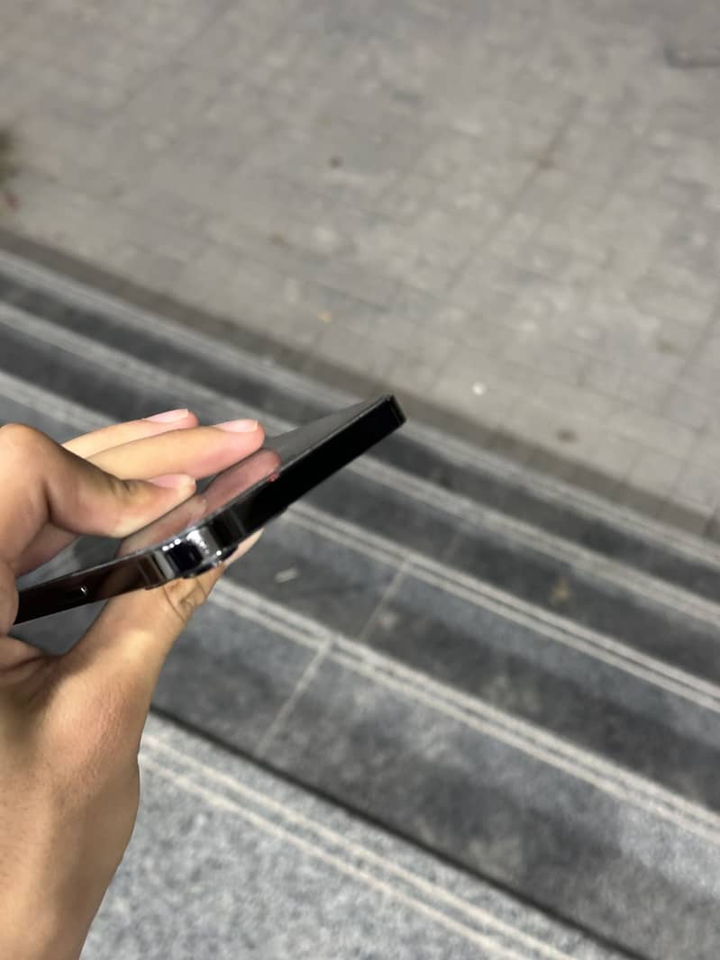 Apple iPhone 12 Pro Max 5