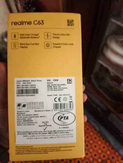 Realme C63