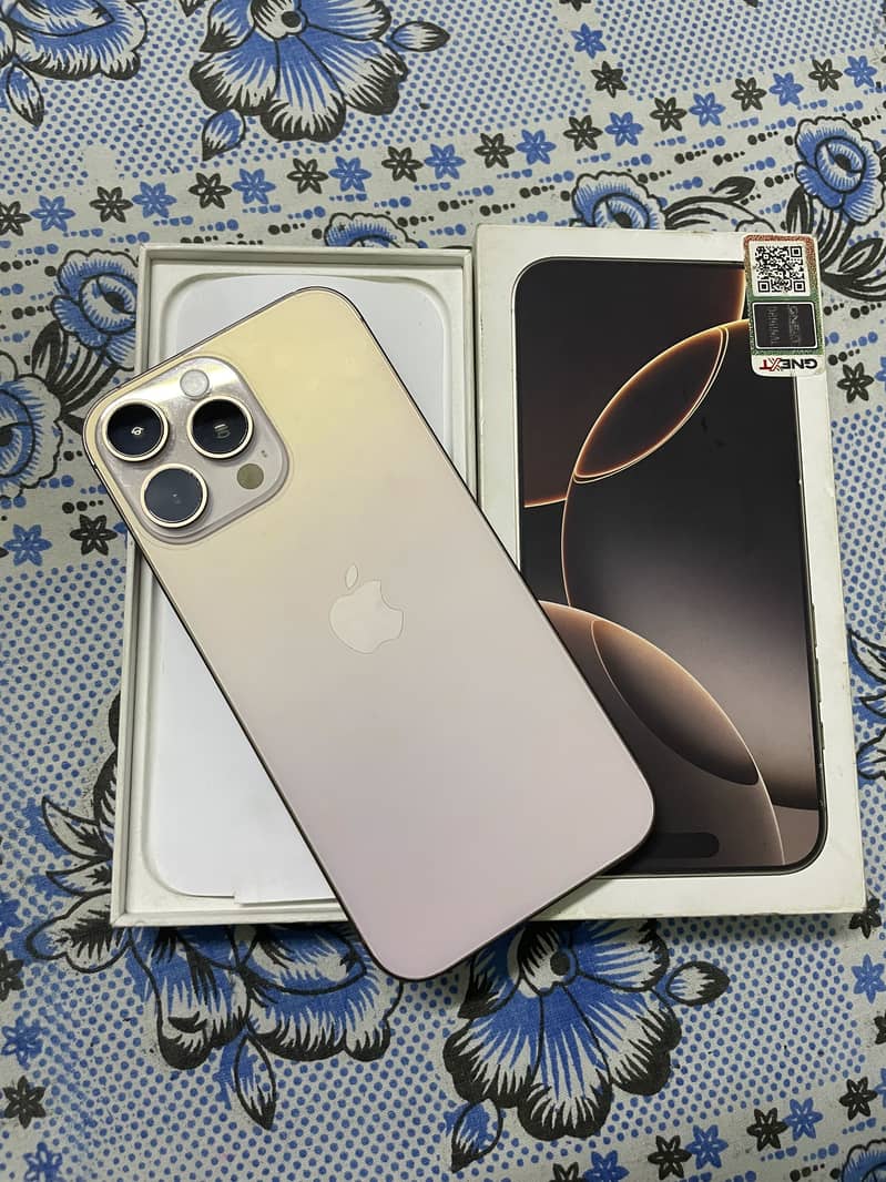 Apple iPhone 16 Pro Max 5