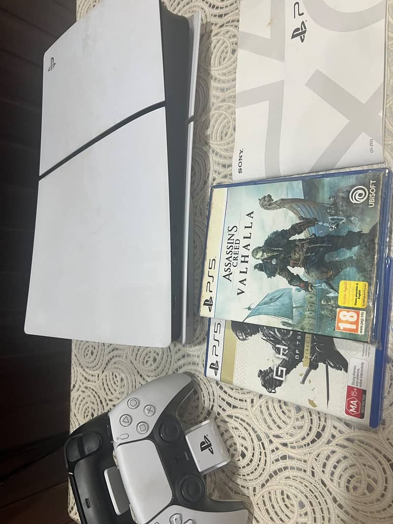 PS5 Slim 1TB Complete Package – 2 Controllers 12