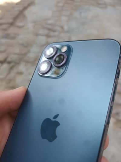 Apple iPhone 12 Pro 128gb waterpack phone