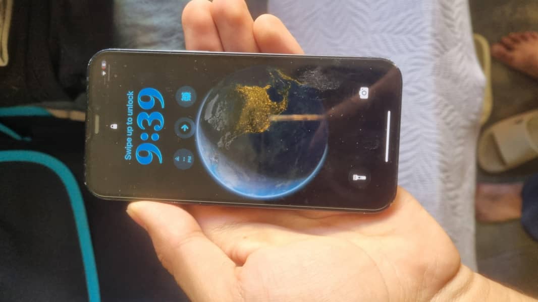 Apple iPhone 12 mini 3