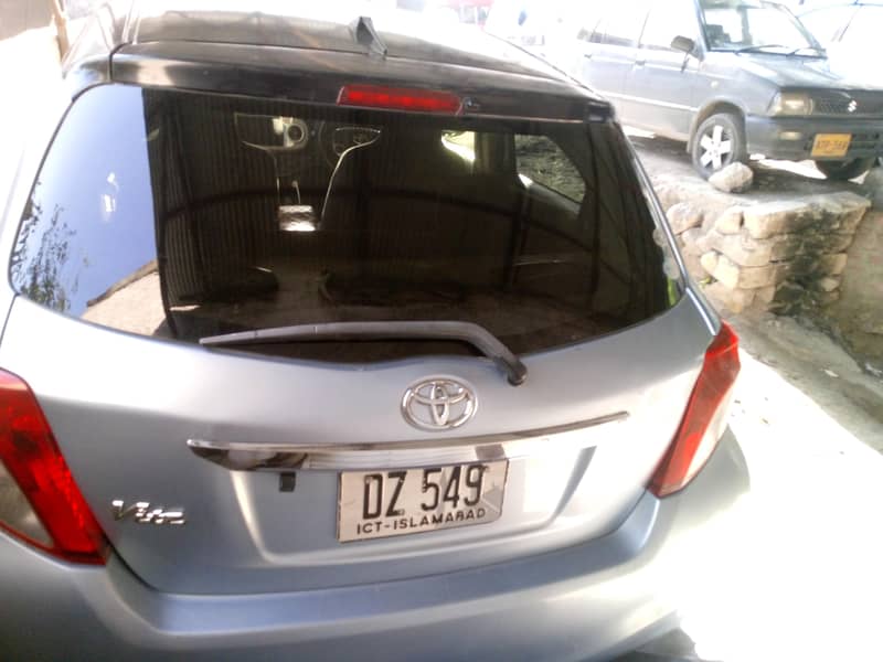 vitz 2011 10