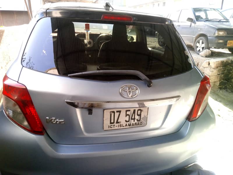 vitz 2011 12