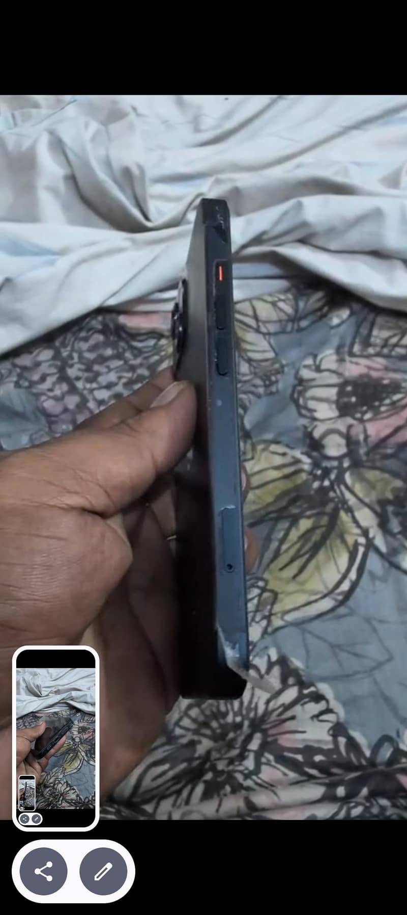 Apple iPhone 13 2