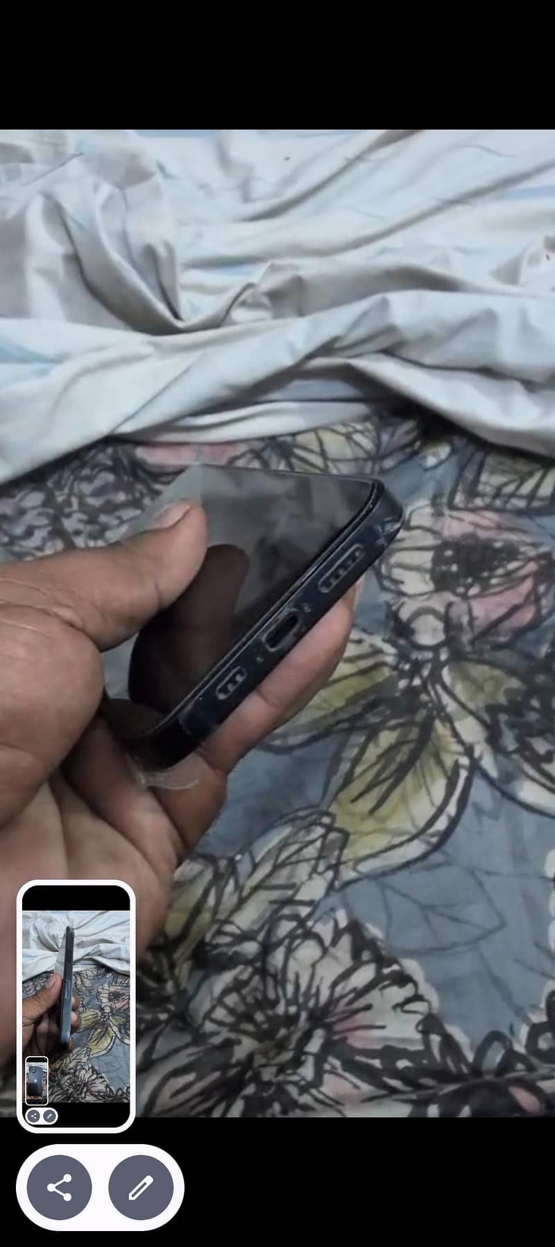 Apple iPhone 13 5