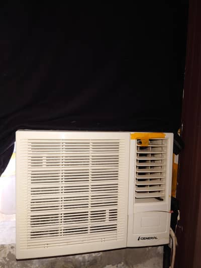 GENERAL 0.75 TON WINDOW AC