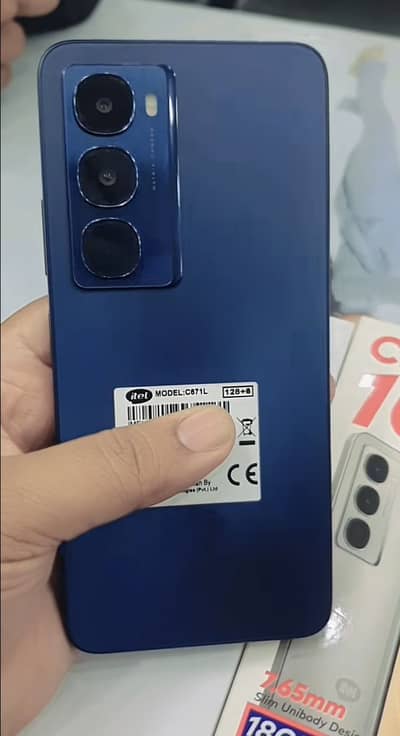 Itel City 100