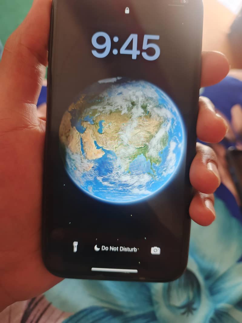 Apple iPhone 11 3