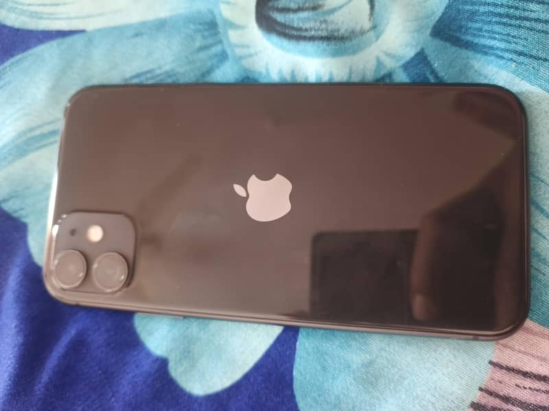 Apple iPhone 11 4