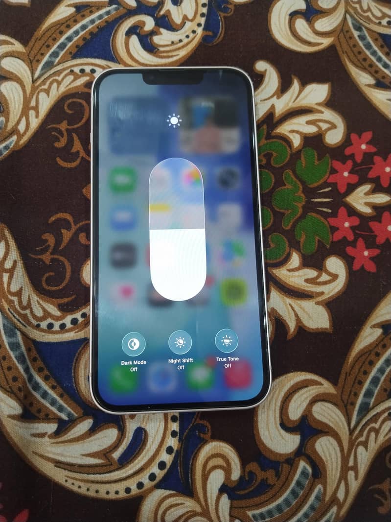 Apple iPhone 13 3