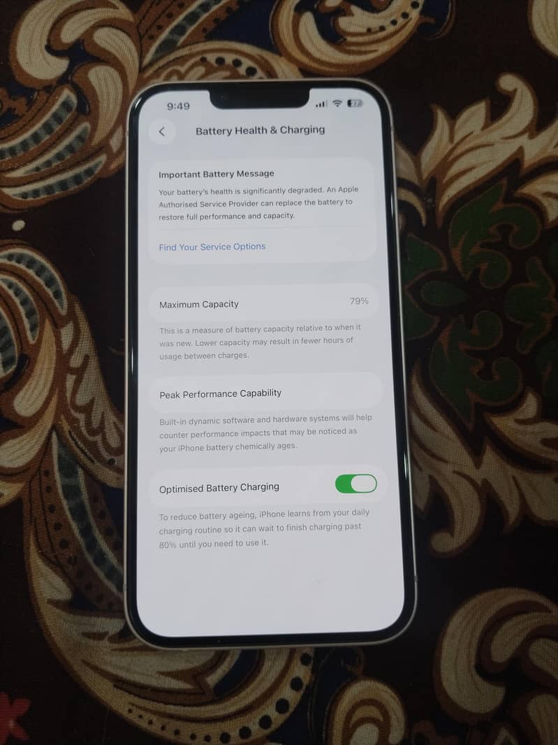 Apple iPhone 13 4