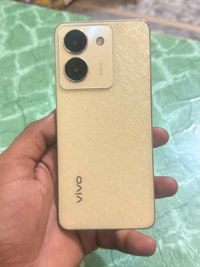 Vivo Y36
