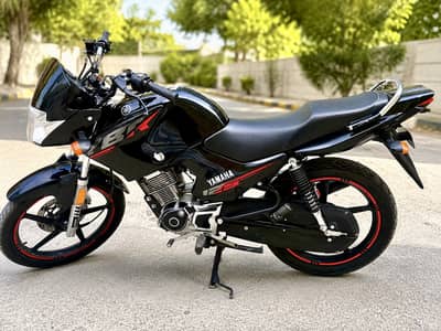 Yamaha YBR 125 2025