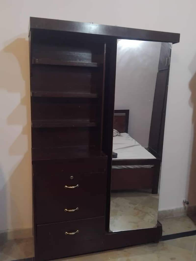 dressing table 1