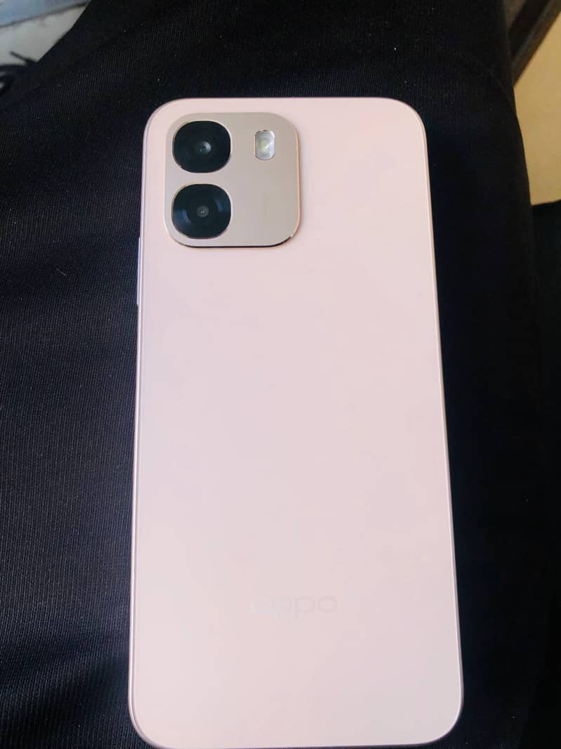OPPO A6 0