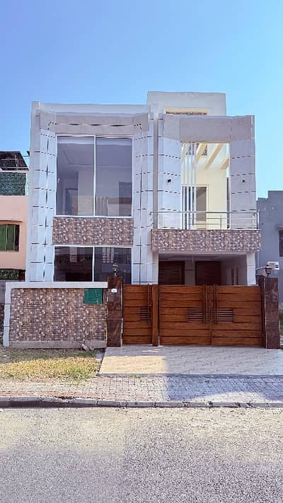 5 Marla Modern House For Sale Bahria Orchard Phase 2 Raiwind Road Lahore