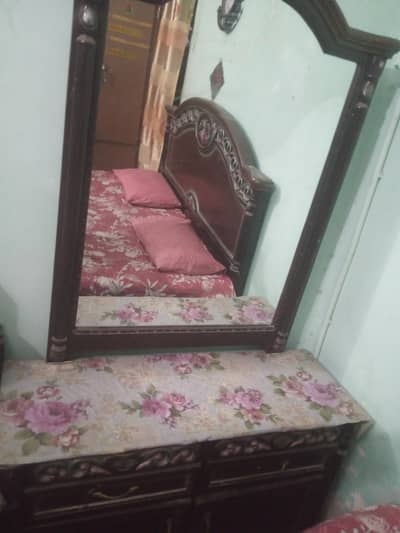 Double Bed and Dressing Table
