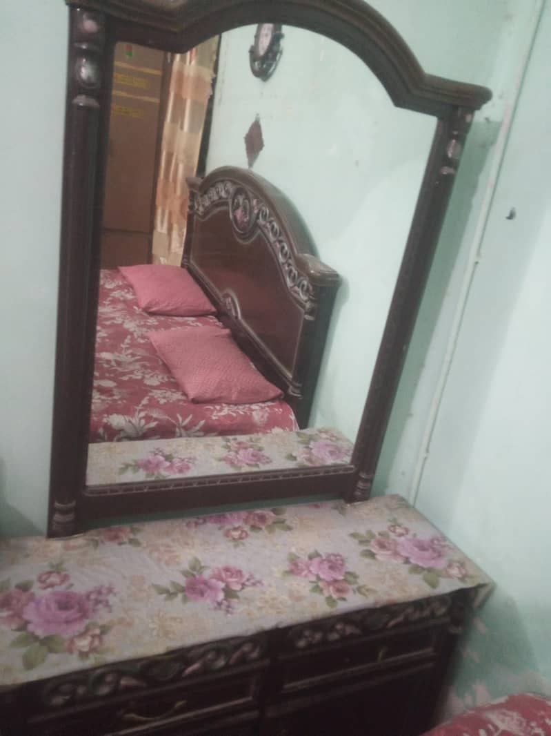 Double Bed and Dressing Table 1