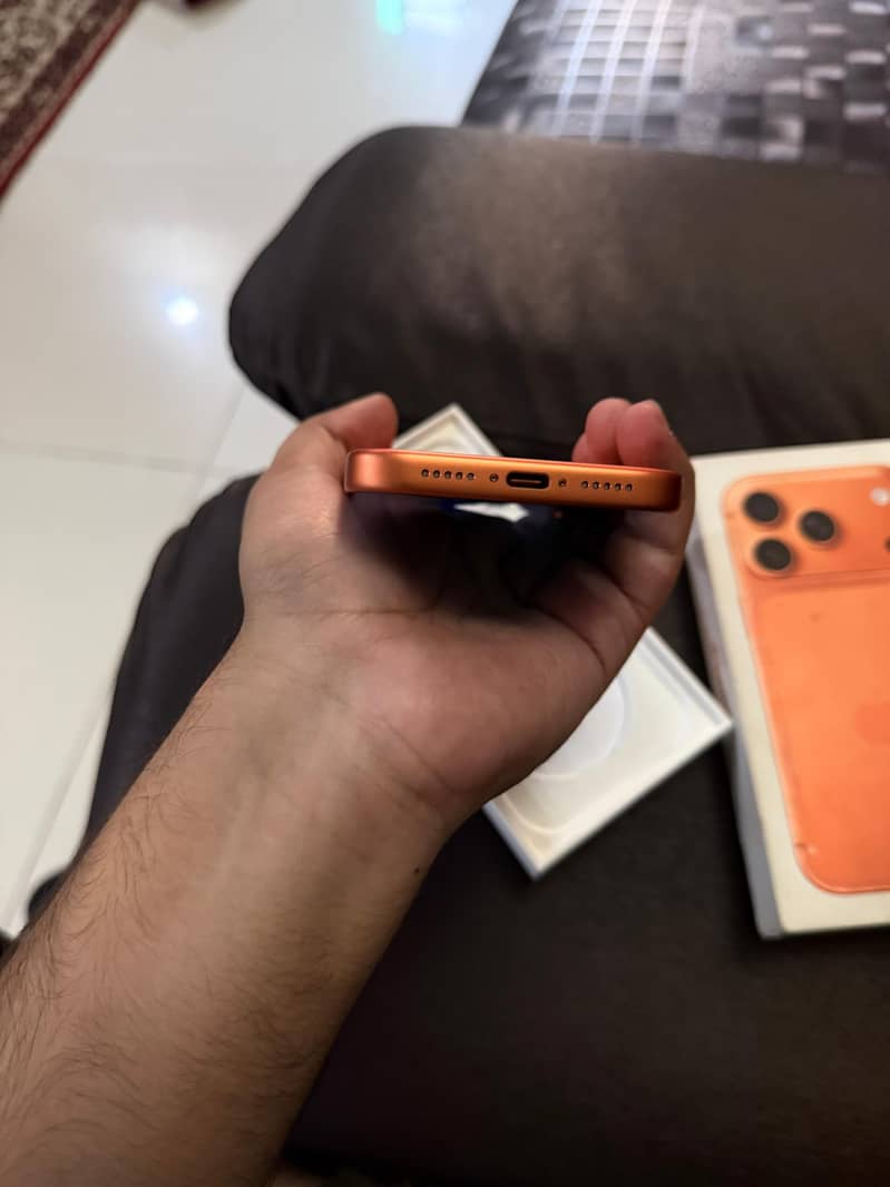 Apple iPhone 17 Pro 1