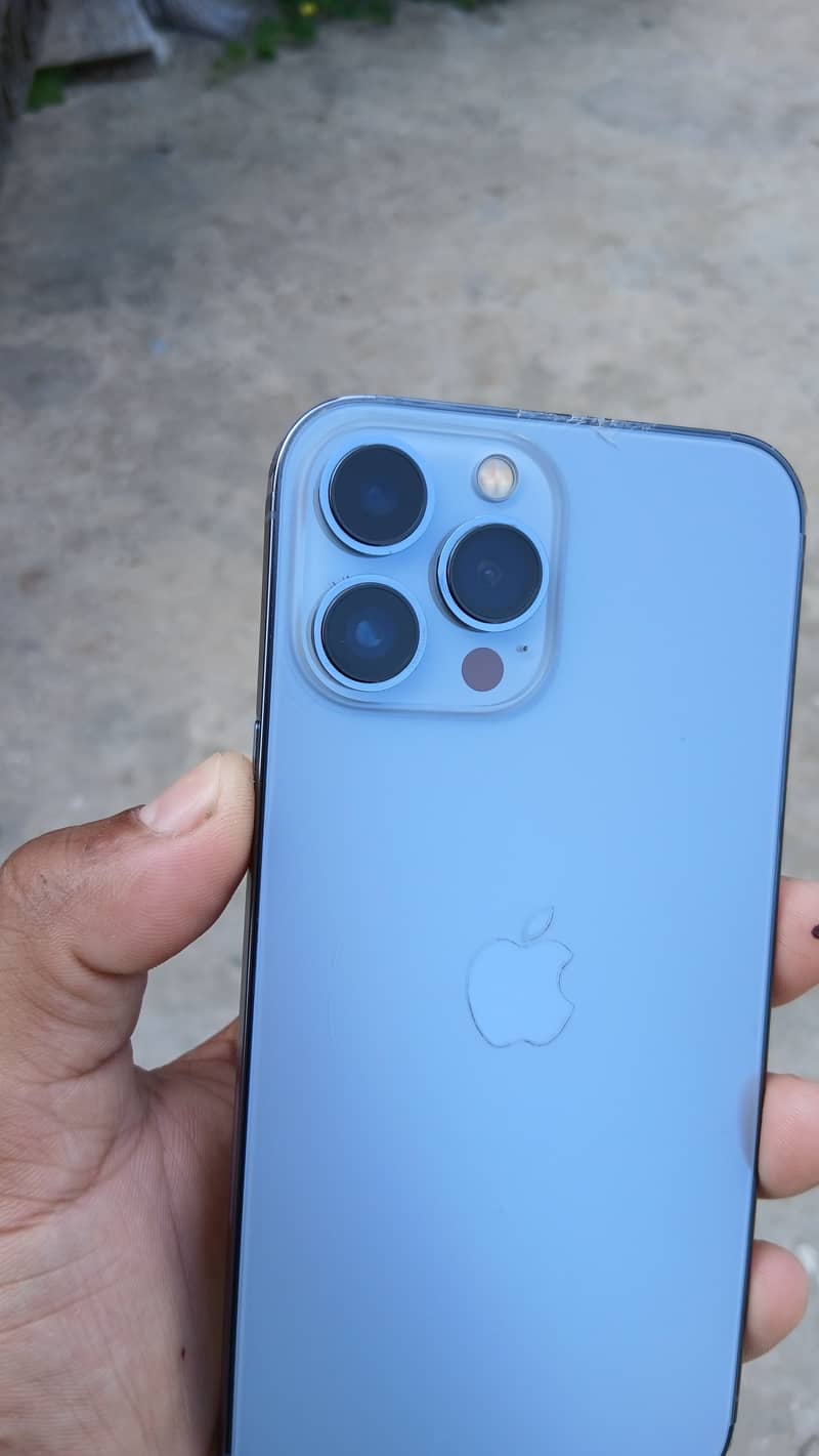 Apple iPhone 13 Pro Max 6