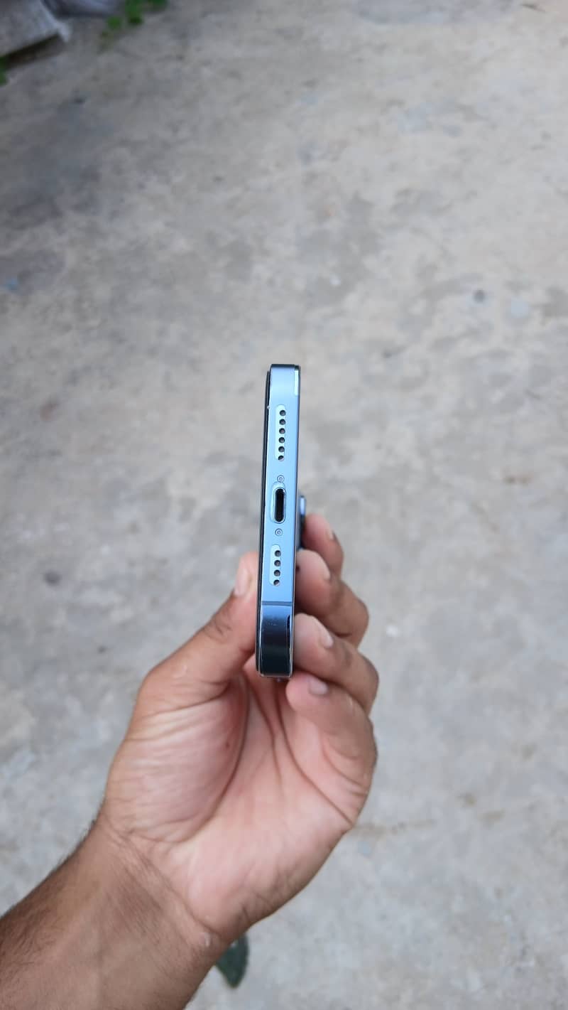 Apple iPhone 13 Pro Max 7